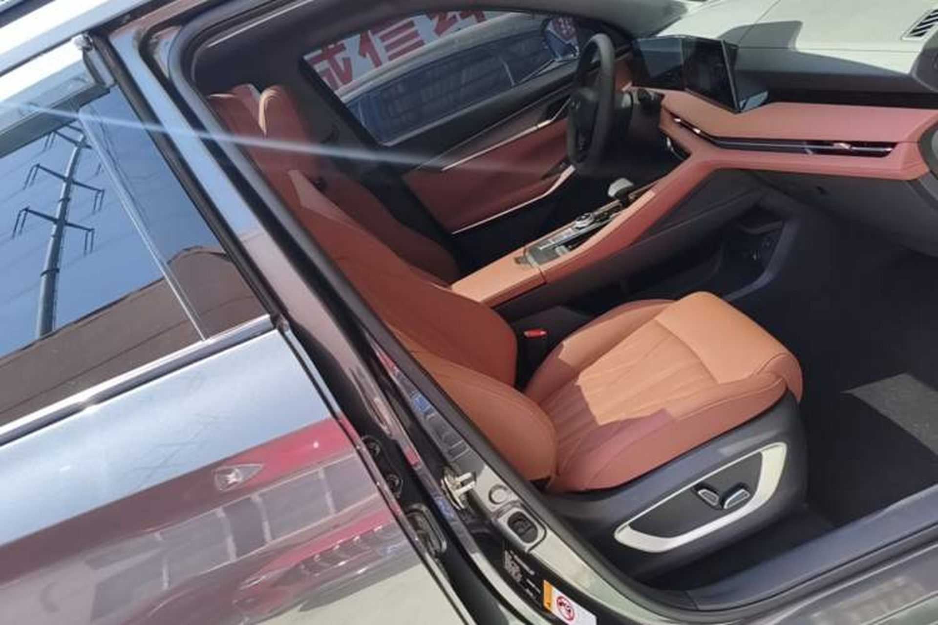Used CHANGAN CS75 PLUS 2024 3rd Generation Champion Edition 1.5T Intelligent Drive Dynamic Model Right Front Seat