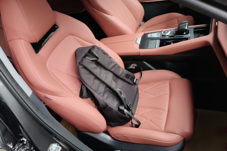 Used CHANGAN CS75 PLUS 2024 3rd Generation Champion Edition 1.5T Intelligent Drive Dynamic Model Right Front Seat