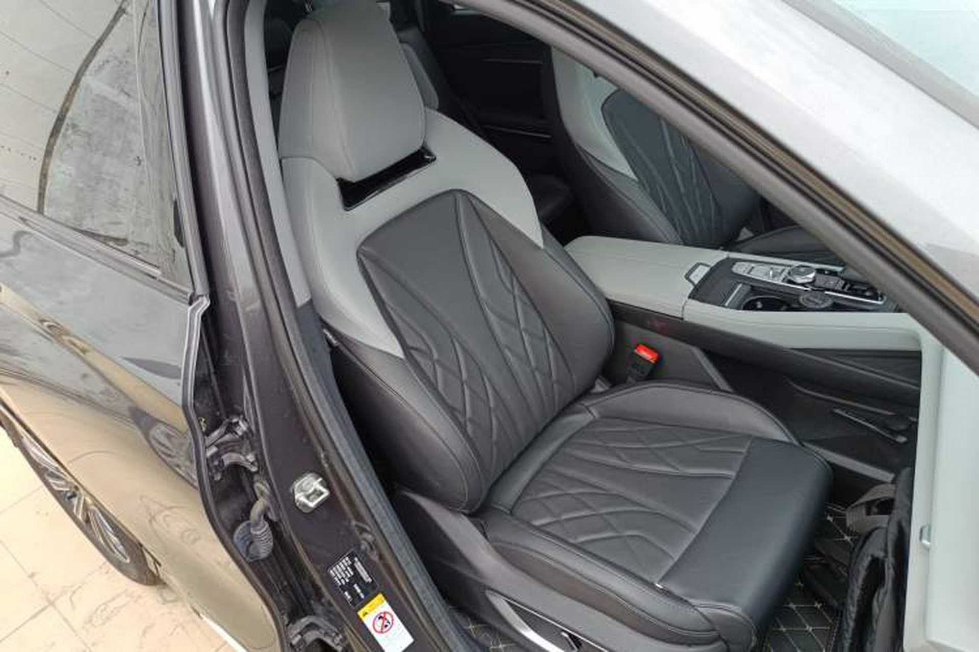 Used CHANGAN CS75 PLUS 2024 3rd Generation Champion Edition 1.5T Intelligent Drive Dynamic Model Right Front Seat