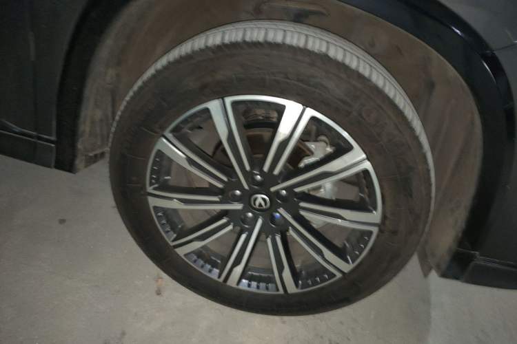 Used CHANGAN CS75 PLUS 2024 3rd Generation Champion Edition 1.5T Intelligent Drive Dynamic Model Right Front Wheel Hub