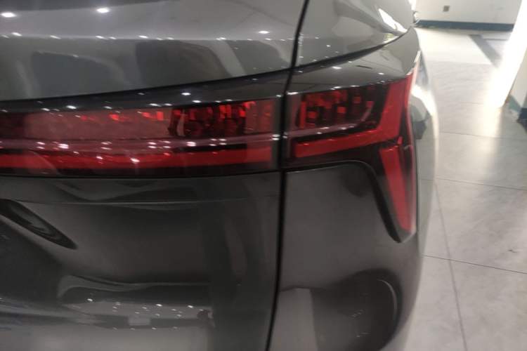 Used CHANGAN CS75 PLUS 2024 3rd Generation Champion Edition 1.5T Intelligent Drive Dynamic Model Right Rear Taillight