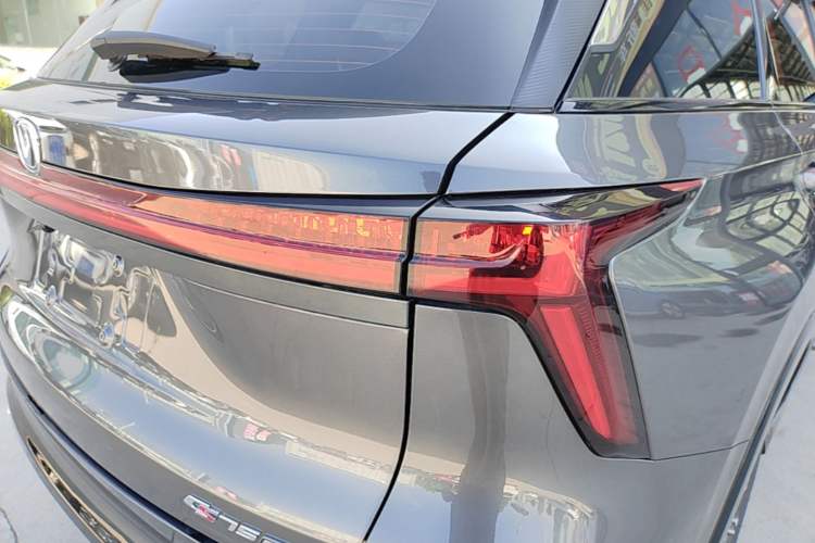 Used CHANGAN CS75 PLUS 2024 3rd Generation Champion Edition 1.5T Intelligent Drive Dynamic Model Right Rear Taillight
