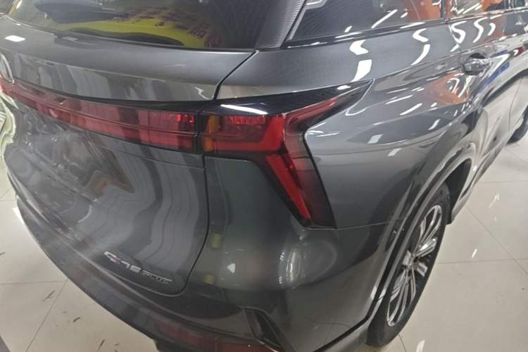 Used CHANGAN CS75 PLUS 2024 3rd Generation Champion Edition 1.5T Intelligent Drive Dynamic Model Right Rear Taillight