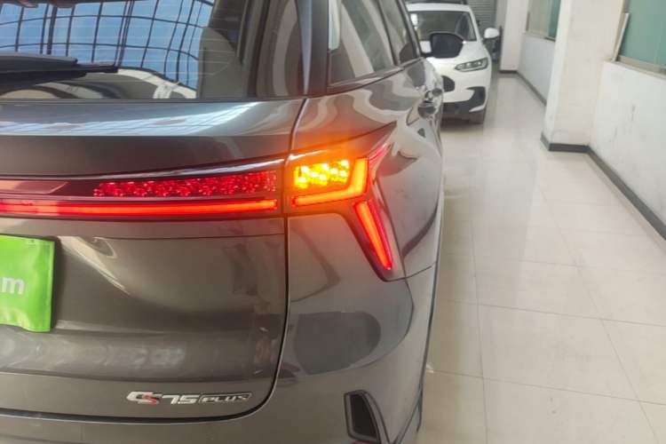 Used CHANGAN CS75 PLUS 2024 3rd Generation Champion Edition 1.5T Intelligent Drive Dynamic Model Right Rear Taillight