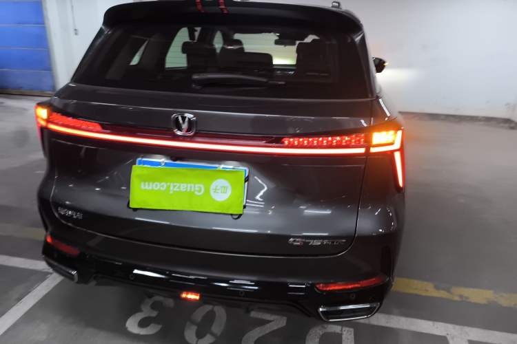 Used CHANGAN CS75 PLUS 2024 3rd Generation Champion Edition 1.5T Intelligent Drive Dynamic Model Right Rear Taillight
