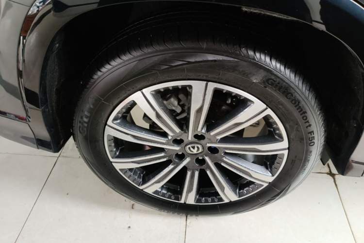 Used CHANGAN CS75 PLUS 2024 3rd Generation Champion Edition 1.5T Intelligent Drive Dynamic Model Right Rear Wheel Hub