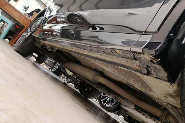 Used CHANGAN CS75 PLUS 2024 3rd Generation Champion Edition 1.5T Intelligent Drive Dynamic Model Right Side Sill