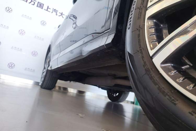 Used CHANGAN CS75 PLUS 2024 3rd Generation Champion Edition 1.5T Intelligent Drive Dynamic Model Right Side Sill