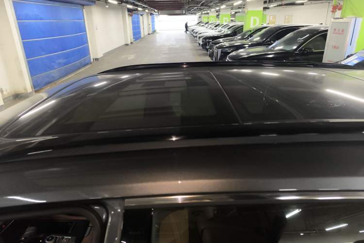 Used CHANGAN CS75 PLUS 2024 3rd Generation Champion Edition 1.5T Intelligent Drive Dynamic Model Roof