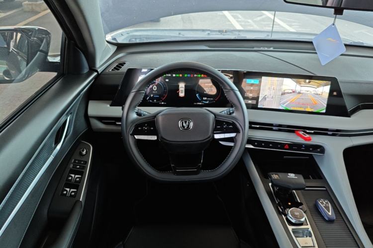 Used CHANGAN CS75 PLUS 2024 3rd Generation Champion Edition 1.5T Intelligent Drive Dynamic Model Steering Wheel