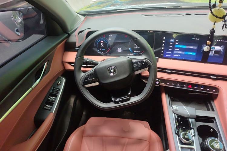 Used CHANGAN CS75 PLUS 2024 3rd Generation Champion Edition 1.5T Intelligent Drive Dynamic Model Steering Wheel