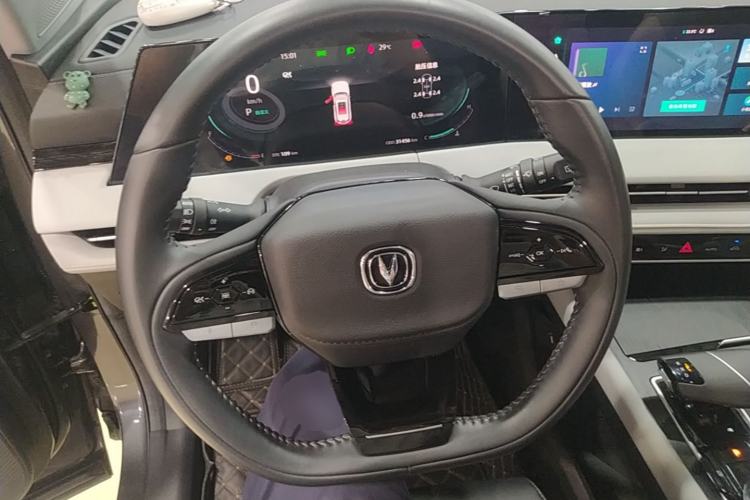 Used CHANGAN CS75 PLUS 2024 3rd Generation Champion Edition 1.5T Intelligent Drive Dynamic Model Steering Wheel