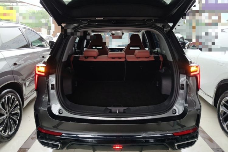 Used CHANGAN CS75 PLUS 2024 3rd Generation Champion Edition 1.5T Intelligent Drive Dynamic Model Trunk