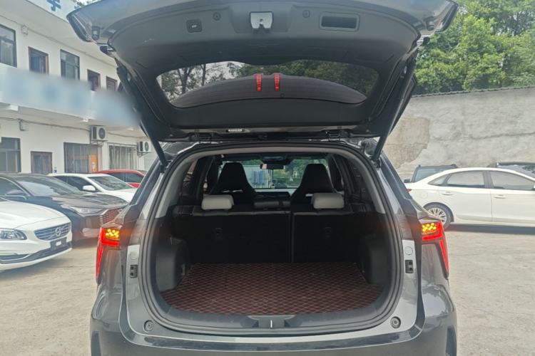 Used CHANGAN CS75 PLUS 2024 3rd Generation Champion Edition 2.0T Intelligent Drive Performance Model Trunk