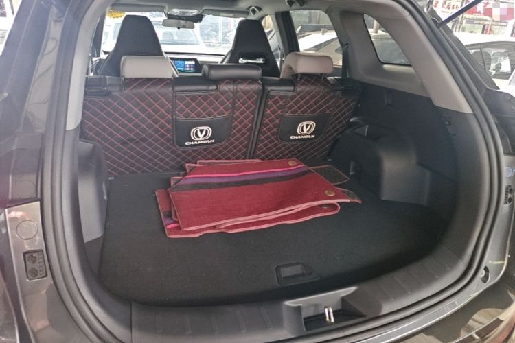 Used CHANGAN CS75 PLUS 2024 3rd Generation Champion Edition 1.5T Intelligent Drive Dynamic Model Trunk
