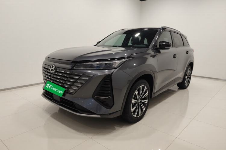 CHANGAN CS75 PLUS 2024 3rd Generation Champion Edition 1.5T Intelligent Drive Dynamic Model - Sport Navigation