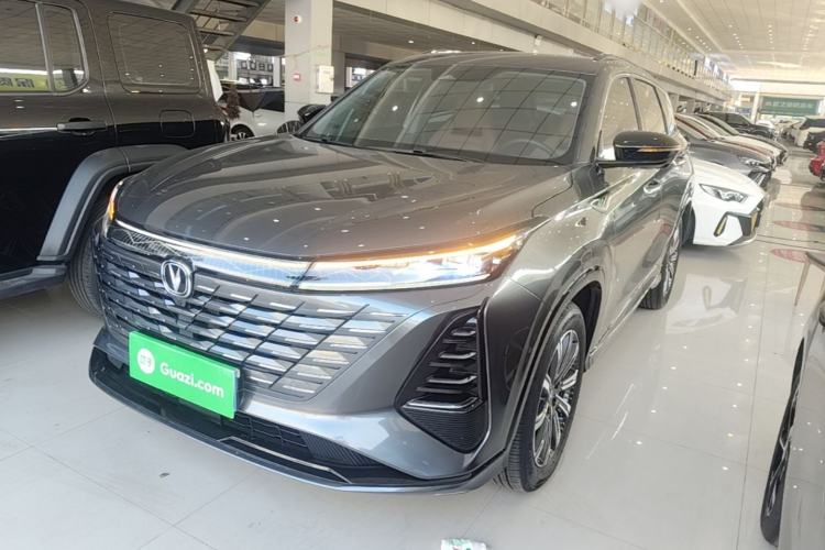 CHANGAN CS75 PLUS 2024 3rd Generation Champion Edition 1.5T Intelligent Drive Dynamic Model - Sport Navigation