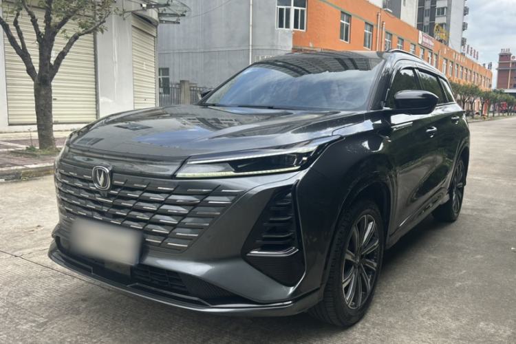 CHANGAN CS75 PLUS 2024 3rd Generation Champion Edition 1.5T Intelligent Drive Dynamic Model - Sport Navigation