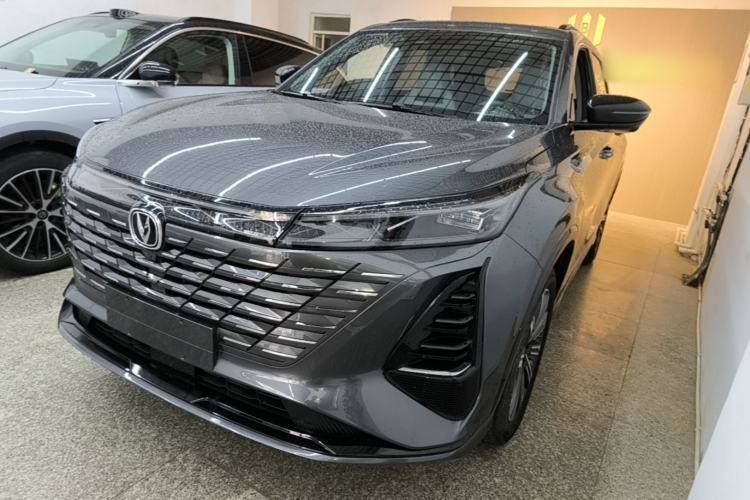 Used CHANGAN CS75 PLUS 2024 3rd Generation Champion Edition 1.5T Intelligent Drive Dynamic Model Guazi used car, China used car export, Used car for sale, Used  cars, Cheapest cars for sale