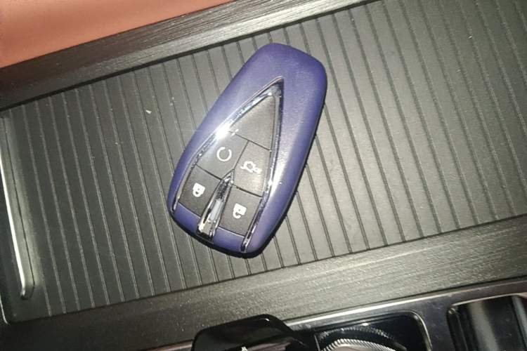 Used CHANGAN CS75 PLUS 2024 3rd Generation Champion Edition 1.5T Intelligent Drive Dynamic Model Vehicle Key