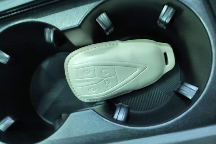 Used CHANGAN CS75 PLUS 2024 3rd Generation Champion Edition 1.5T Intelligent Drive Dynamic Model Vehicle Key