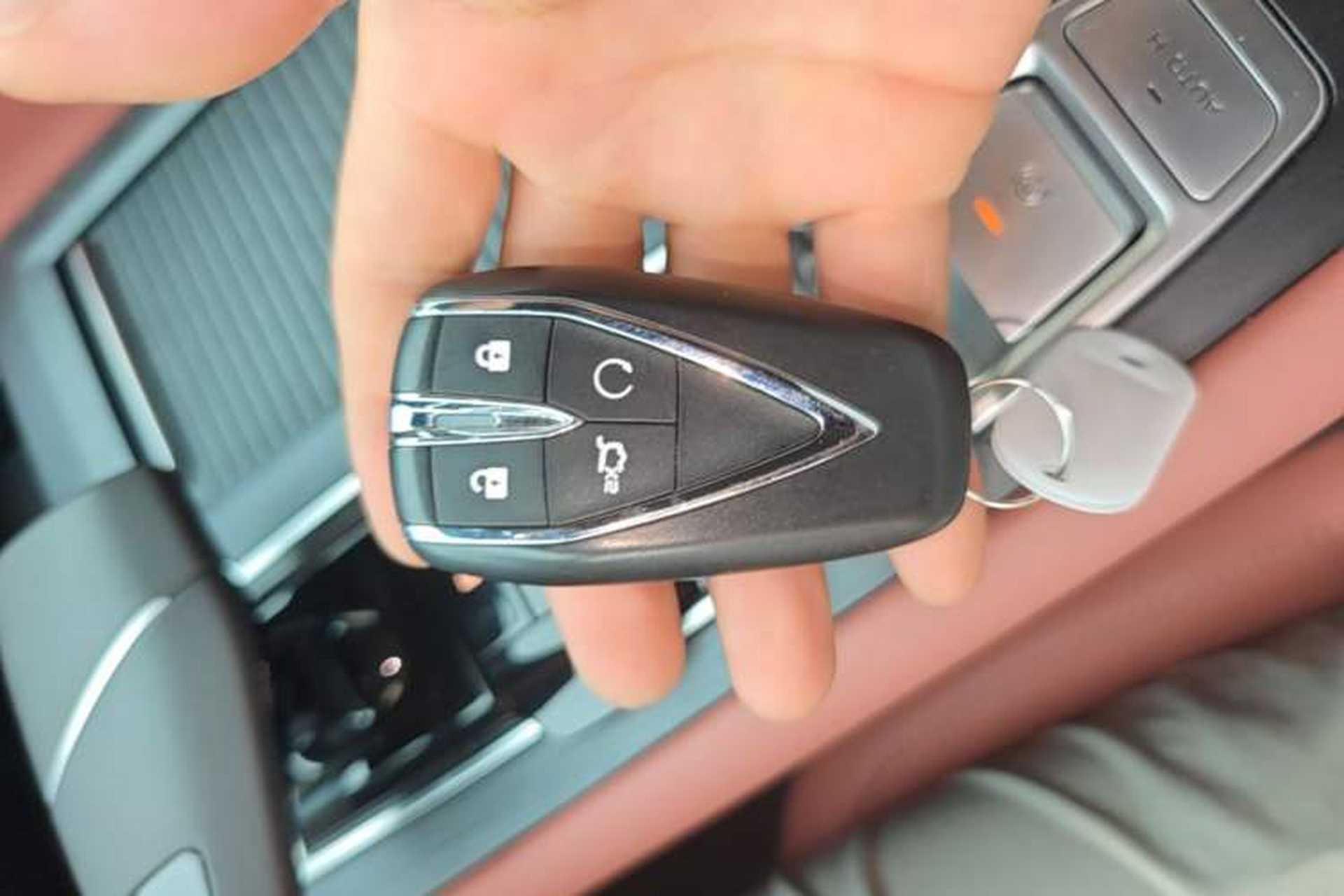 Used CHANGAN CS75 PLUS 2024 3rd Generation Champion Edition 1.5T Intelligent Drive Dynamic Model Vehicle Key