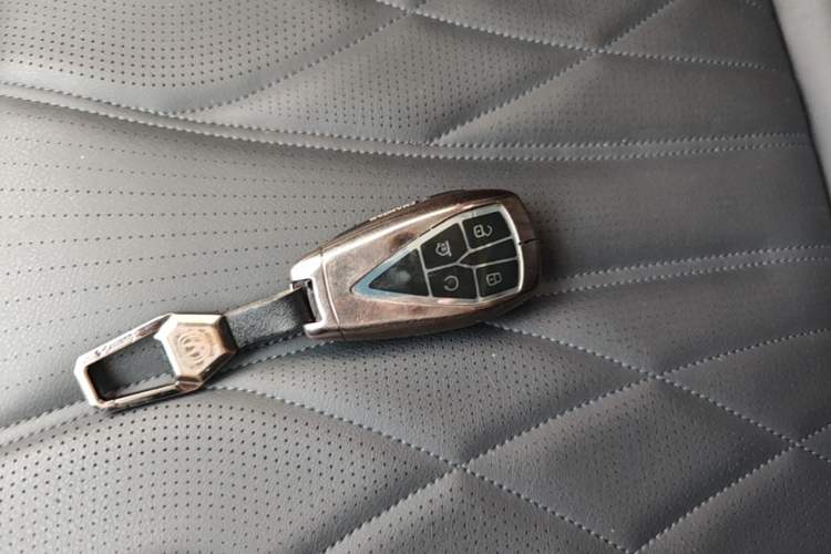 Used CHANGAN CS75 PLUS 2024 3rd Generation Champion Edition 1.5T Intelligent Drive Dynamic Model Vehicle Key