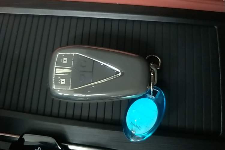 Used CHANGAN CS75 PLUS 2024 3rd Generation Champion Edition 1.5T Intelligent Drive Dynamic Model Vehicle Key