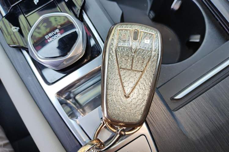 Used CHANGAN CS75 PLUS 2024 3rd Generation Champion Edition 1.5T Intelligent Drive Dynamic Model Vehicle Key