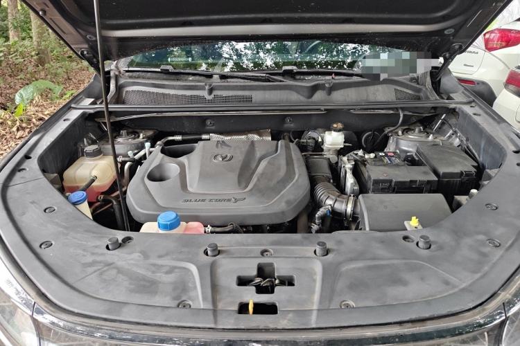 Used CHANGAN CS75 PLUS 2024 3rd Generation Champion Edition 1.5T Intelligent Drive Dynamic Model Engine Bay
