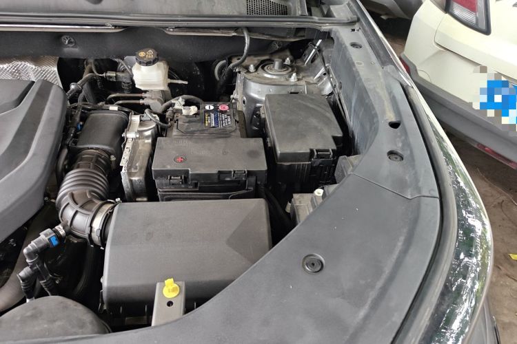 Used CHANGAN CS75 PLUS 2024 3rd Generation Champion Edition 1.5T Intelligent Drive Dynamic Model Engine Bay Left