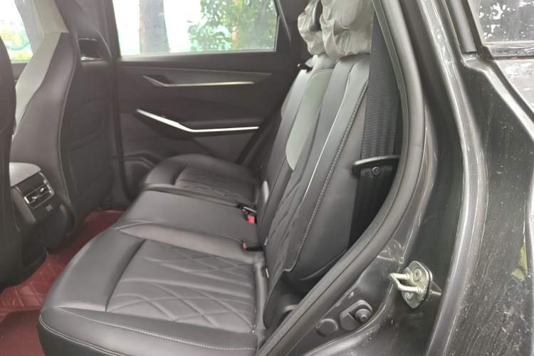 Used CHANGAN CS75 PLUS 2024 3rd Generation Champion Edition 1.5T Intelligent Drive Dynamic Model Left Rear Seat