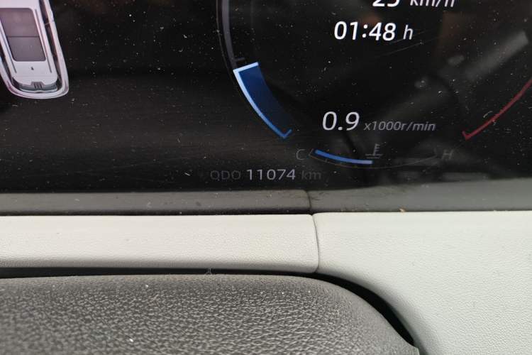 Used CHANGAN CS75 PLUS 2024 3rd Generation Champion Edition 1.5T Intelligent Drive Dynamic Model Odometer Close Up