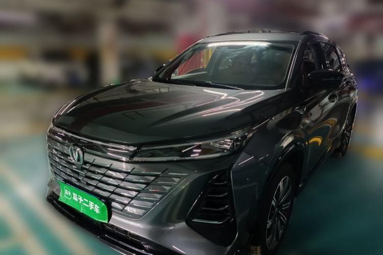 Used CHANGAN CS75 PLUS 2024 3rd Generation Champion Edition 1.5T Intelligent Drive Dynamic Model Guazi used car, China used car export, Used car for sale, Used cars, Cheapest cars for sale