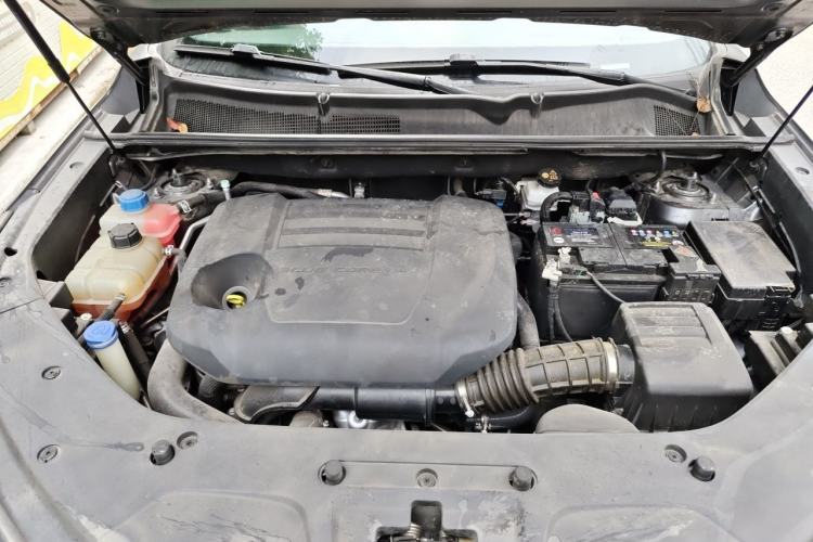 Used CHANGAN CS75 PLUS 2024 3rd Generation Champion Edition 2.0T Intelligent Drive Performance Model Engine Bay