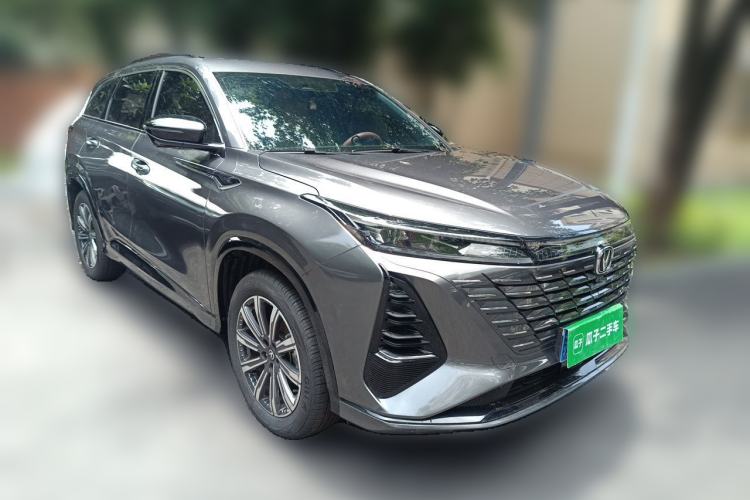 Used CHANGAN CS75 PLUS 2024 3rd Generation Champion Edition 1.5T Intelligent Drive Dynamic Model Front Right 45 Deg