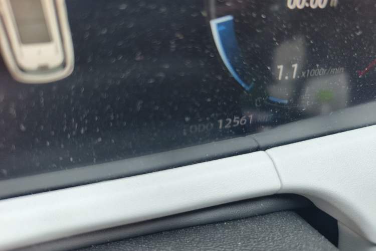 Used CHANGAN CS75 PLUS 2024 3rd Generation Champion Edition 1.5T Intelligent Drive Dynamic Model Odometer Close Up