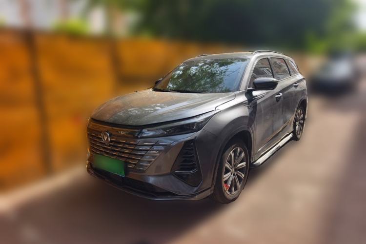 Used CHANGAN CS75 PLUS 2024 3rd Generation Champion Edition 1.5T Intelligent Drive Dynamic Model Guazi used car, China used car export, Used car for sale, Used  cars, Cheapest cars for sale
