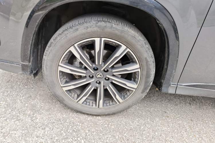 Used CHANGAN CS75 PLUS 2024 3rd Generation Champion Edition 2.0T Intelligent Drive Performance Model Right Front Wheel Hub