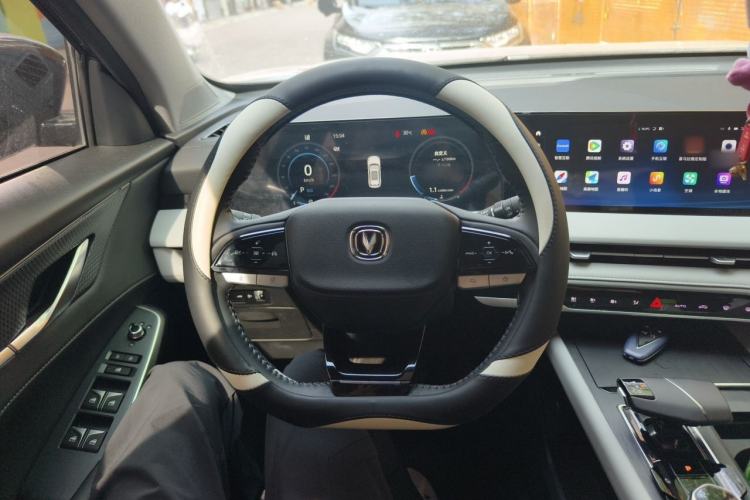 Used CHANGAN CS75 PLUS 2024 3rd Generation Champion Edition 1.5T Intelligent Drive Dynamic Model Steering Wheel