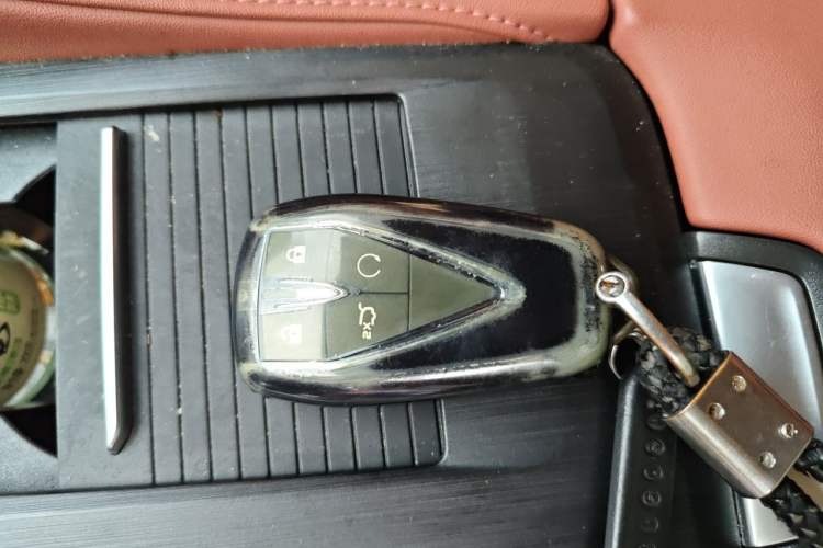 Used CHANGAN CS75 PLUS 2024 3rd Generation Champion Edition 2.0T Intelligent Drive Performance Model Vehicle Key