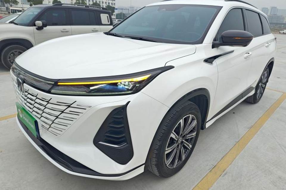CHANGAN CS75 PLUS 2024