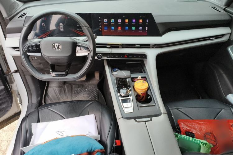 Used CHANGAN CS75 PLUS 2024 3rd Generation Champion Edition 1.5T Intelligent Drive Dynamic Model
