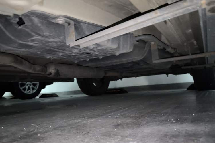 Used CHANGAN CS75 PLUS 2024 3rd Generation Champion Edition 1.5T Intelligent Drive Dynamic Model Chassis Front Left
