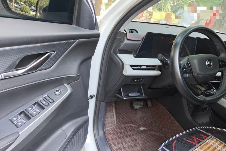 Used CHANGAN CS75 PLUS 2024 3rd Generation Champion Edition 1.5T Intelligent Drive Dynamic Model Driver Seat