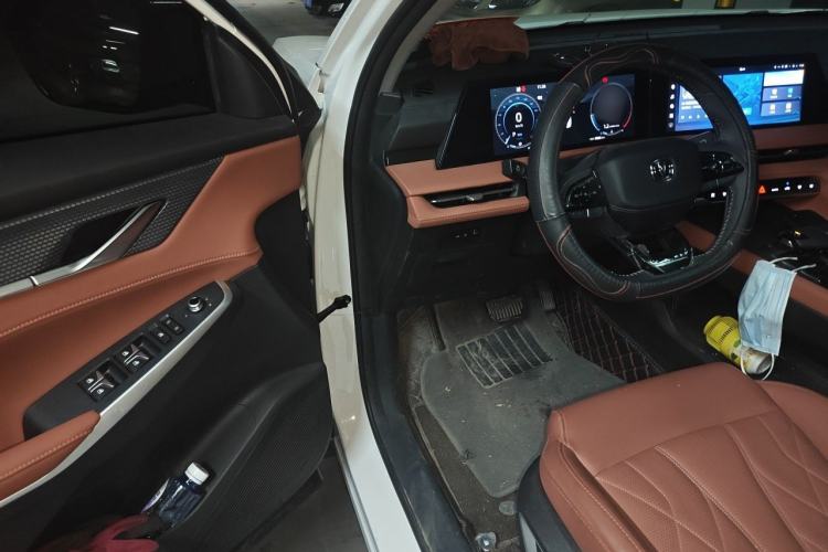Used CHANGAN CS75 PLUS 2024 3rd Generation Champion Edition 1.5T Intelligent Drive Dynamic Model Driver Seat