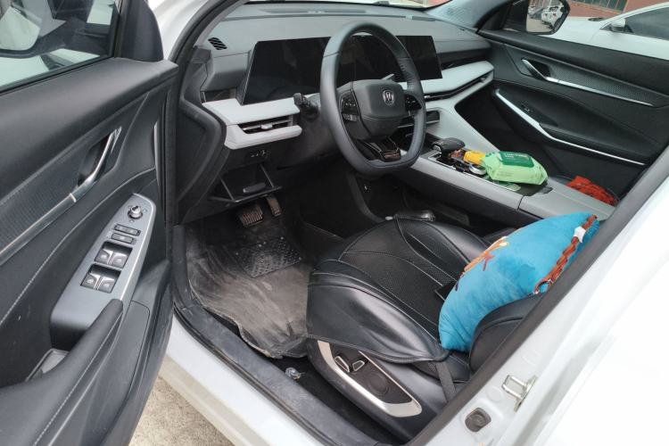 Used CHANGAN CS75 PLUS 2024 3rd Generation Champion Edition 1.5T Intelligent Drive Dynamic Model
