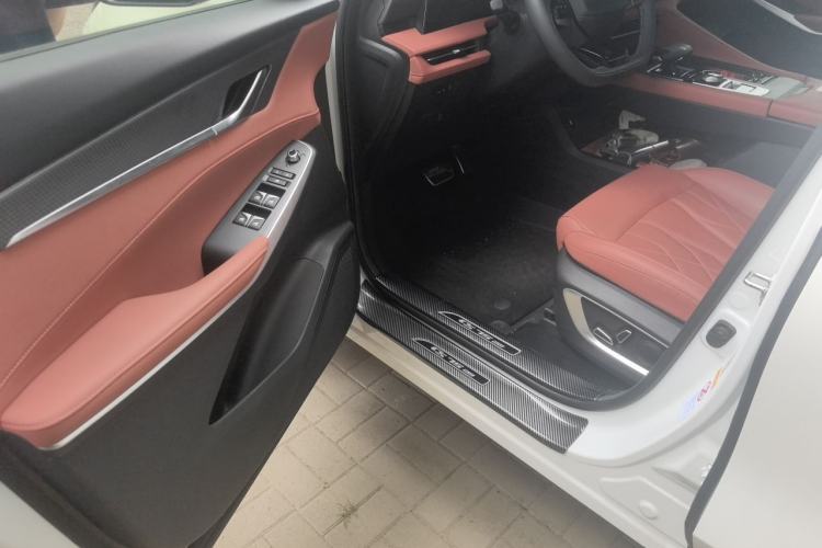 Used CHANGAN CS75 PLUS 2024 3rd Generation Champion Edition 1.5T Intelligent Drive Dynamic Model Driver Seat