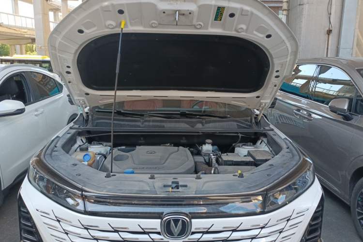 Used CHANGAN CS75 PLUS 2024 3rd Generation Champion Edition 1.5T Intelligent Drive Dynamic Model Engine Bay