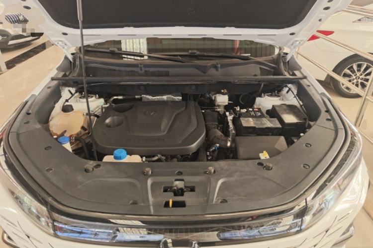 Used CHANGAN CS75 PLUS 2024 3rd Generation Champion Edition 1.5T Intelligent Drive Dynamic Model Engine Bay